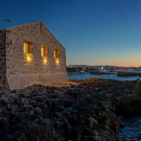 Villa Hippocampo Waterfront Chania (Crete)