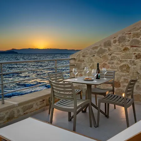 Hippocampo Waterfront * Chania (Crete)