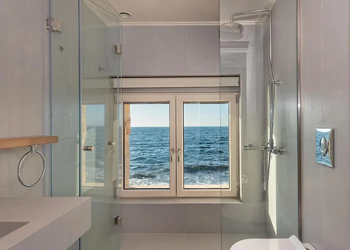 Hippocampo Waterfront Villa