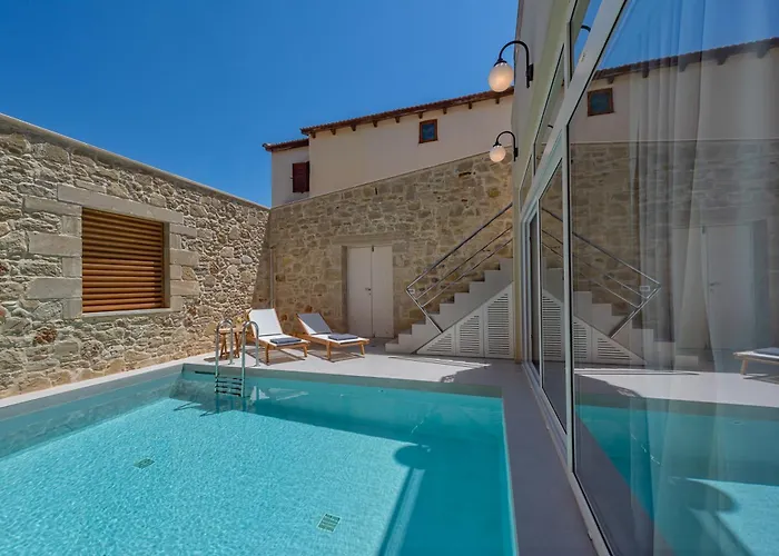 Villa Hippocampo Waterfront Hanya